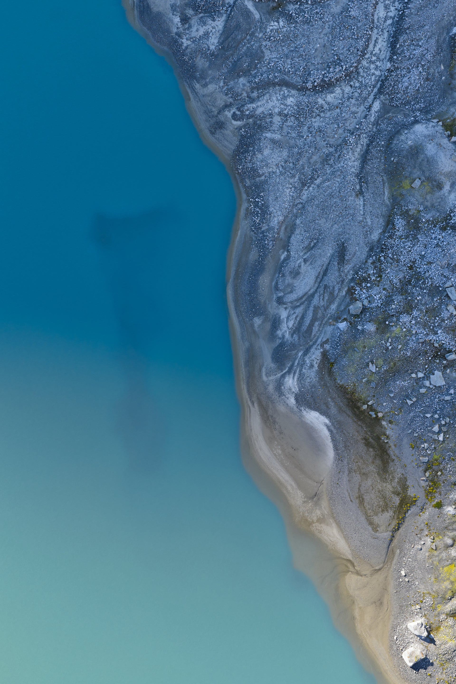 Basic image – ready for print or licensing.