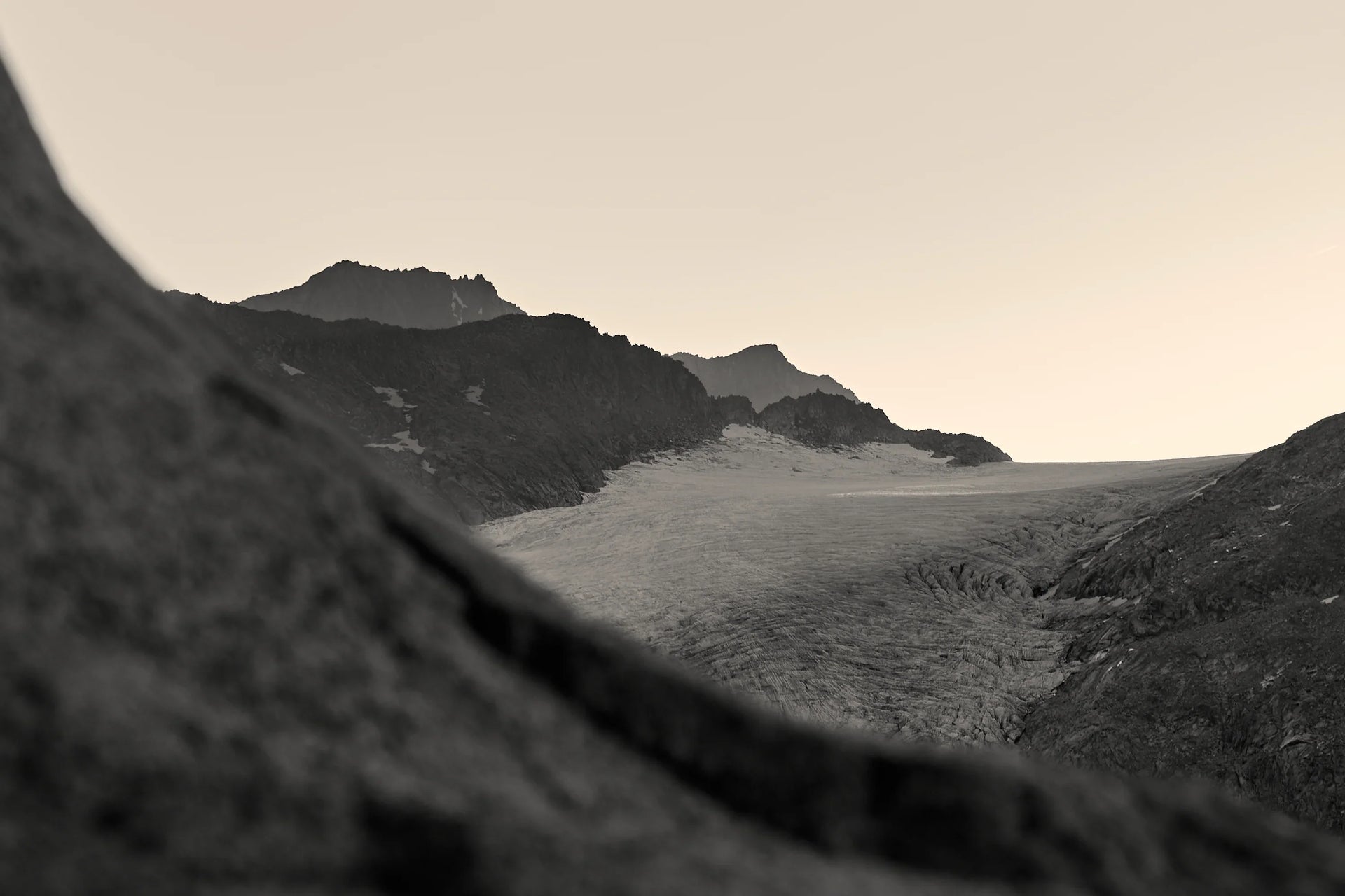 Basic image – ready for print or licensing.