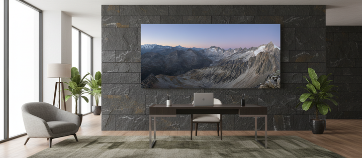 Sample hanging arrangement