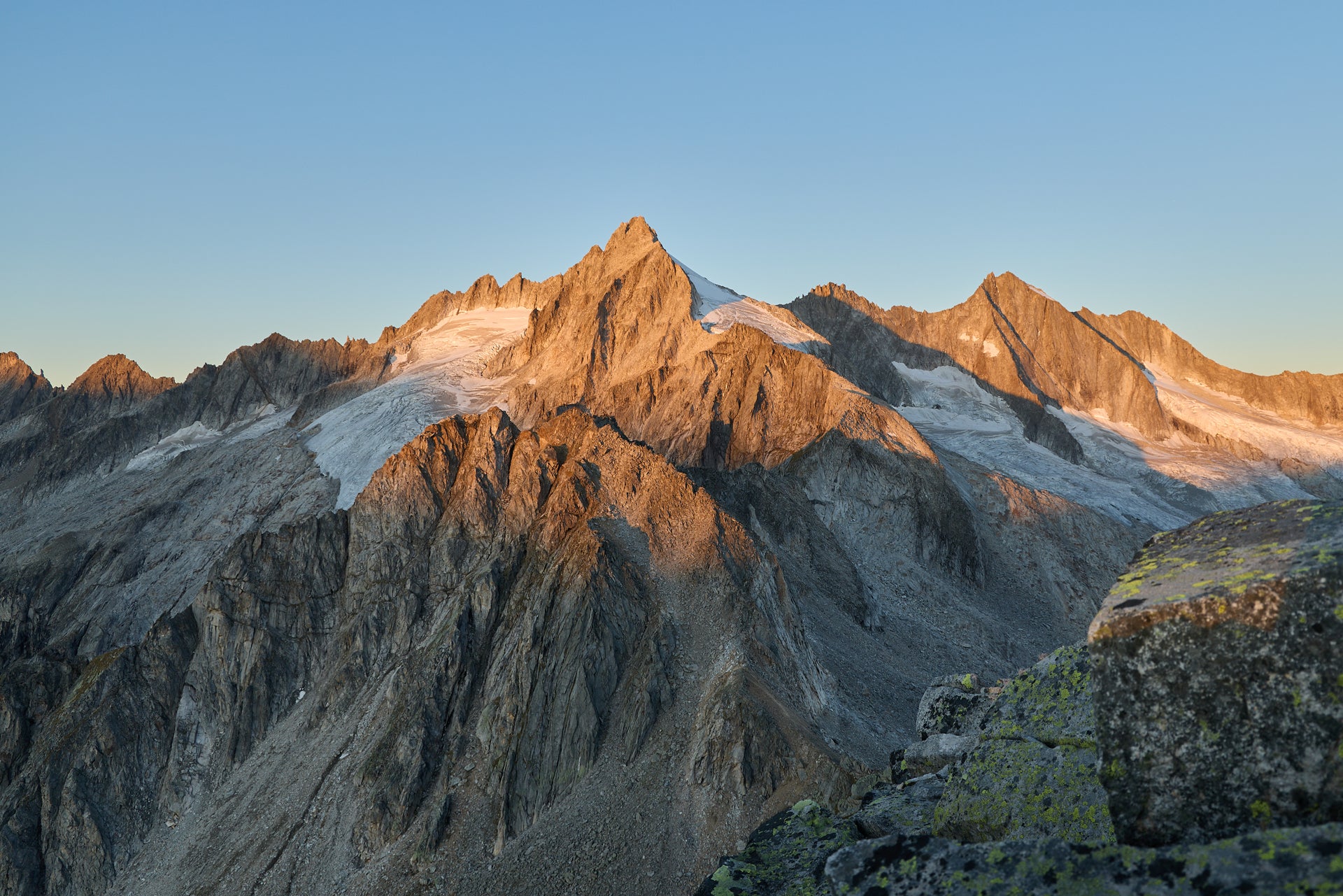 Basic image – ready for print or licensing.