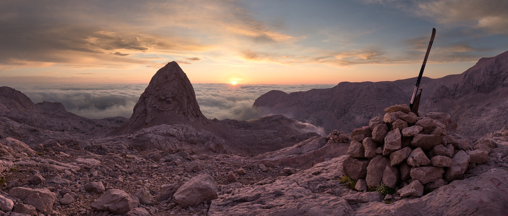Cairn at the edge